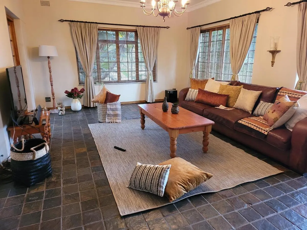 Carries Residence Somerset West