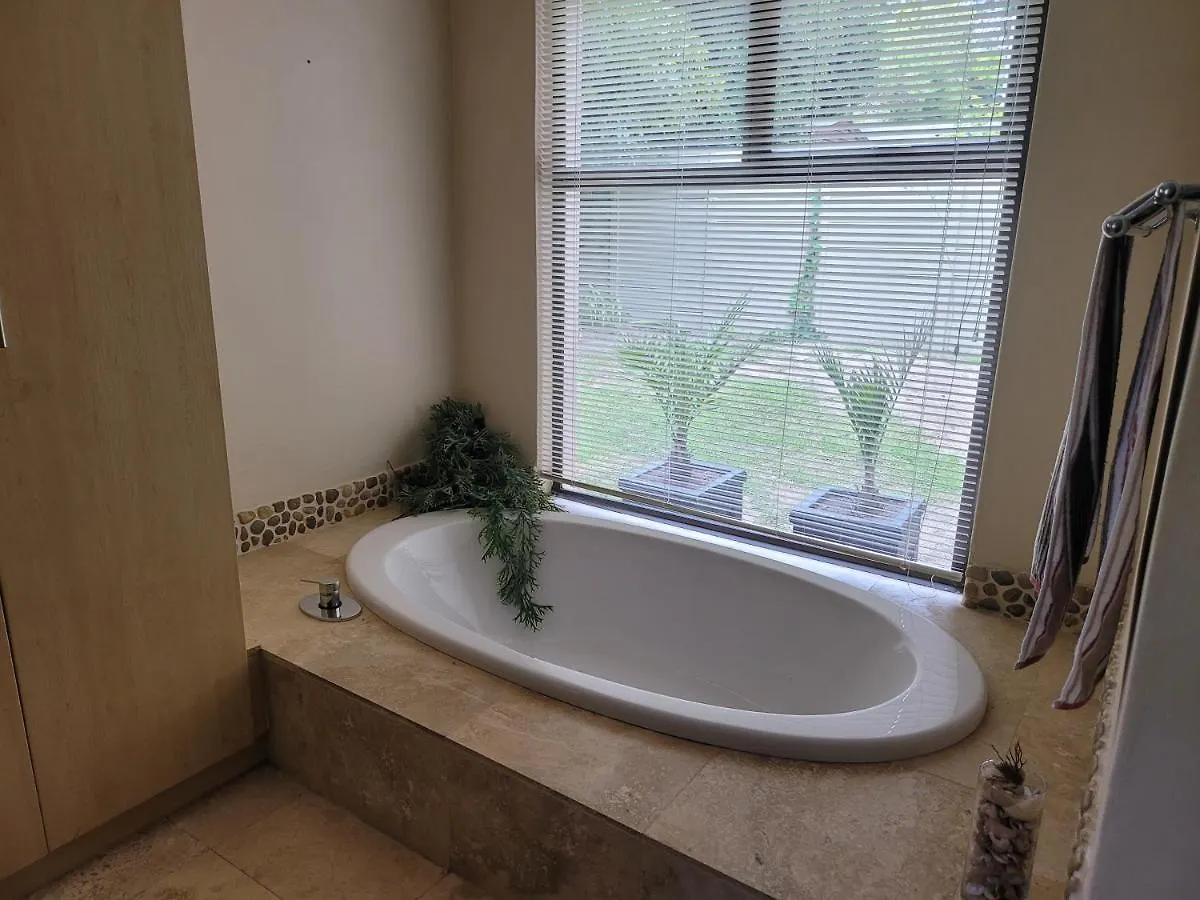 Carries Residence Somerset West